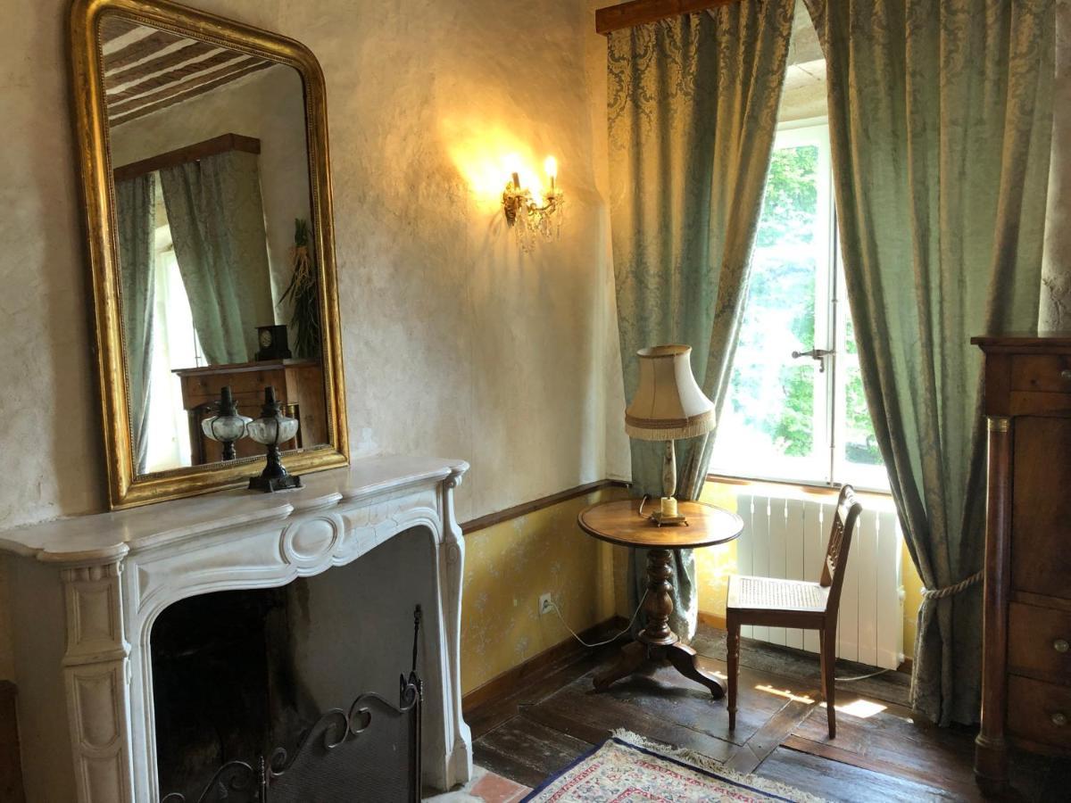 Domaine Du Tres-Haut - Chateau De Montanges 外观 照片