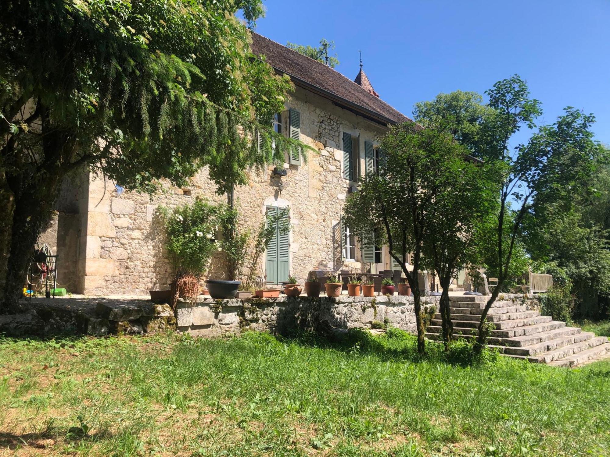 Domaine Du Tres-Haut - Chateau De Montanges 外观 照片