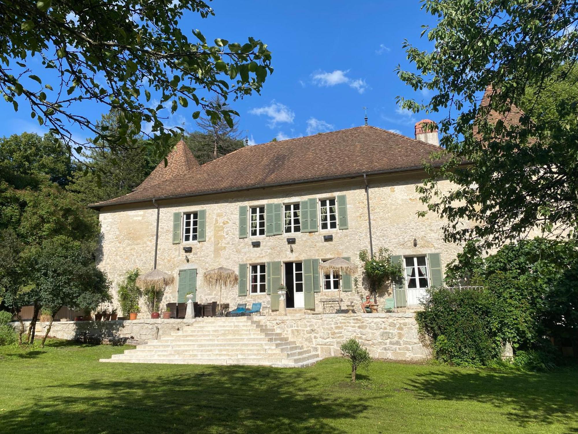 Domaine Du Tres-Haut - Chateau De Montanges 外观 照片